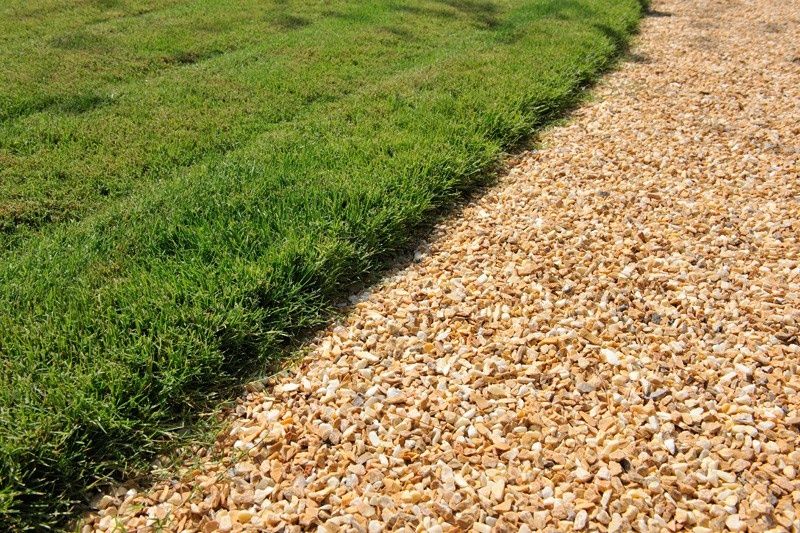 Grys Giallo Siena frakcja  16-32 złoty kamień ozdobny - worek 25 kg