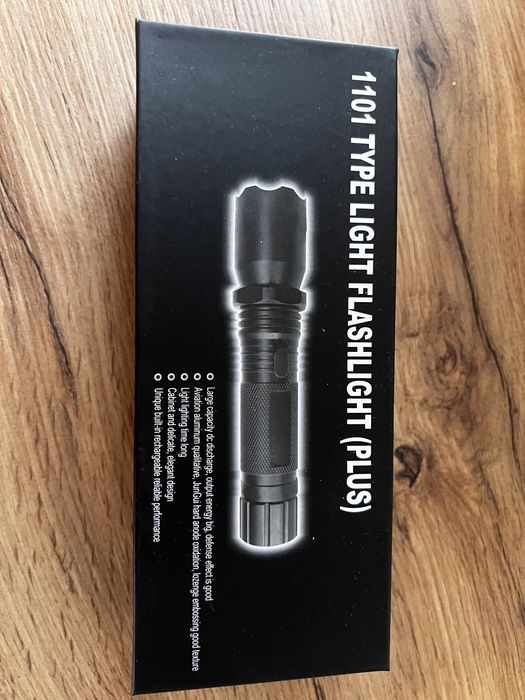 Ліхтарик світлодіодний