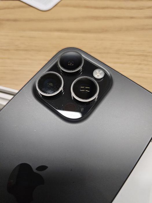 iPhone 15 pro max 256 gb sprawny bardzo dobry stan! okazja!