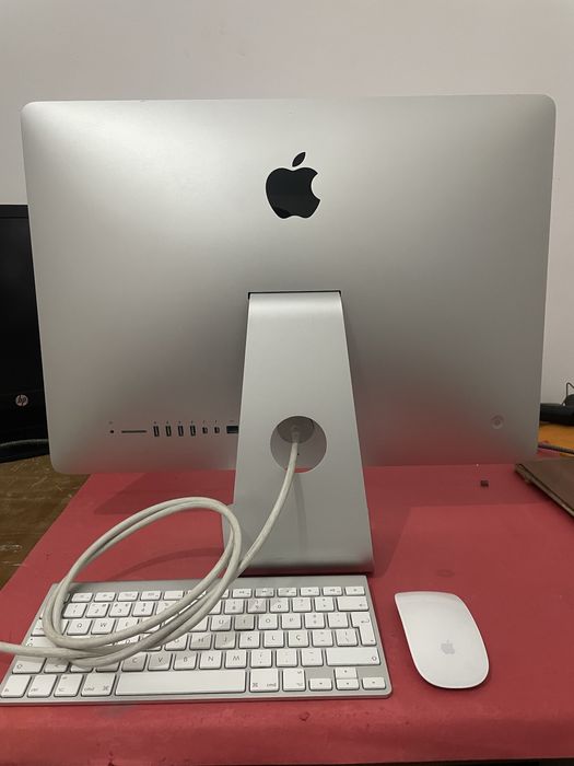 iMac 2013 21.5” teclado rato apple