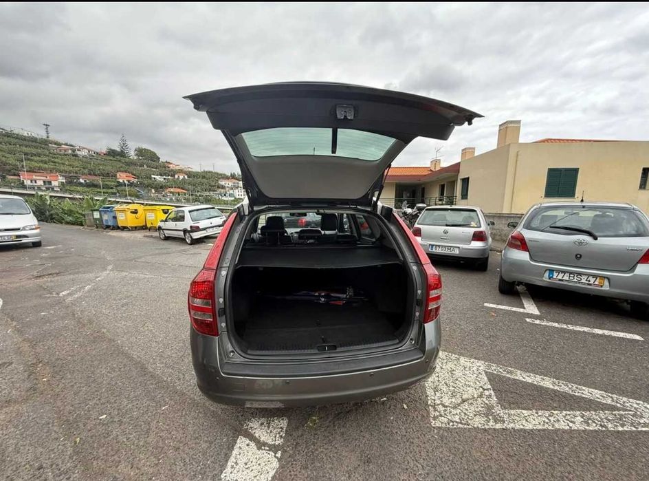KIA Ceed SW 2012 (189.140 km)