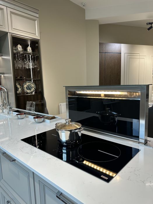 Дизайнерська кухня Neoclassical Symphony