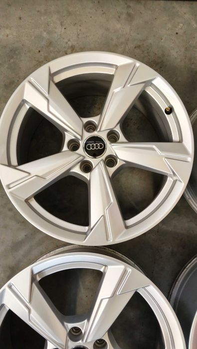 Alufelgi Audi 8Jx18" 5x112 ET 39