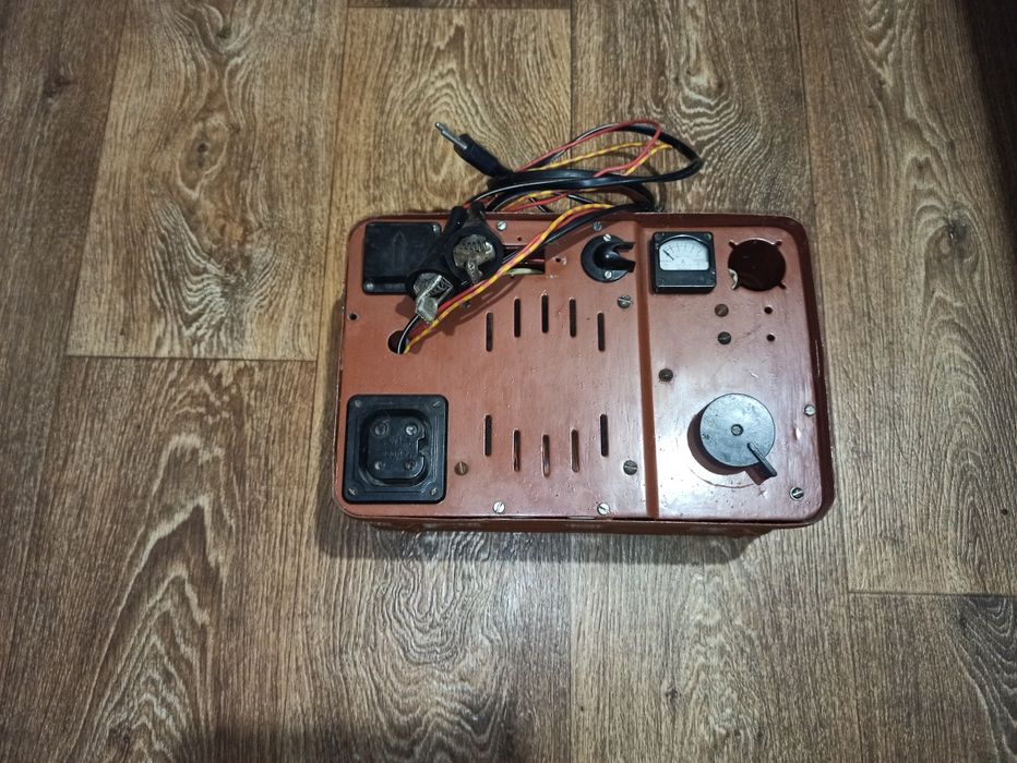 Зарядное устройство для авто