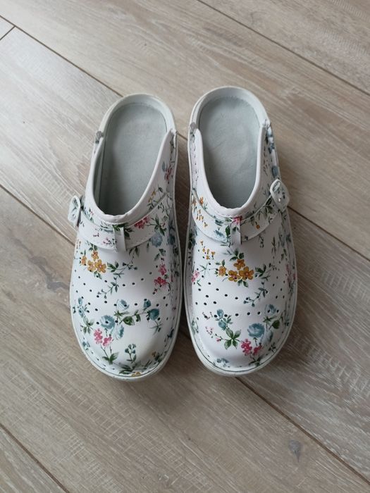 Buty medyczne róż.40