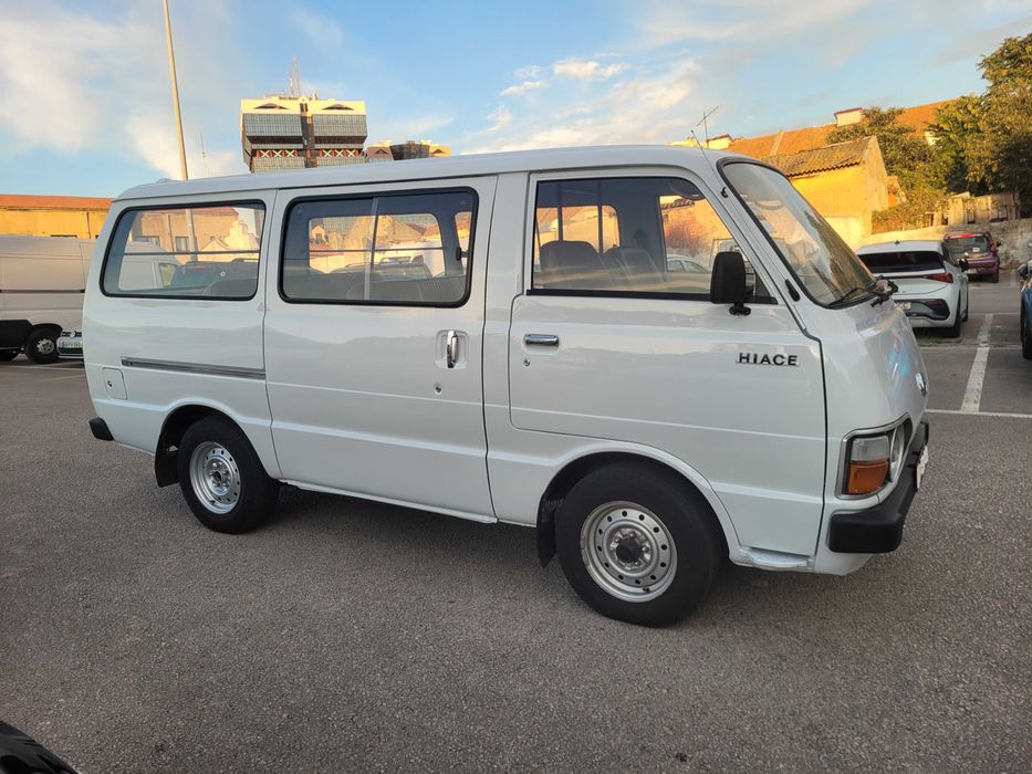 Toyota Hiace 9 Lugares / Comercial (Misto) 2.2D