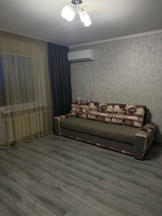 Сдам большую 1 комнатную квартиру Ген.Петрова/Радостная