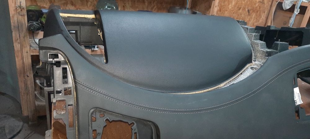 Перетяжка Торпед, потолка, сидений. Ремонт подушек airbag безопасности
