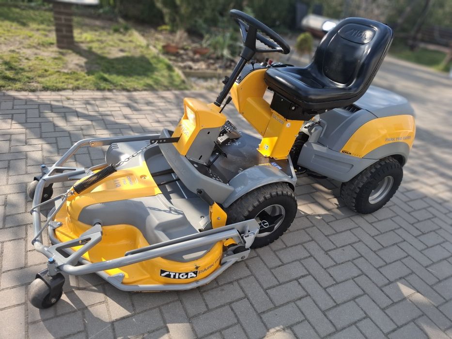 Traktorek kosiarka Stiga Park Silver 4x4. 25hp piekny stan !