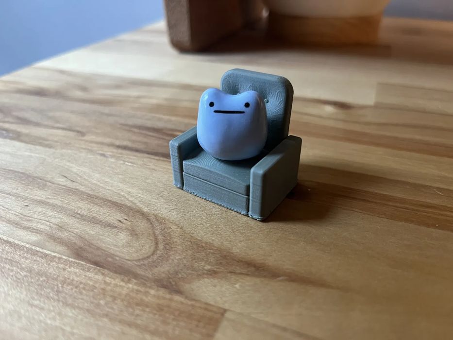 Mini Poltrona Decorativa Minimalista