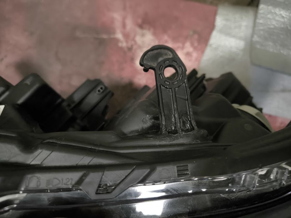 Фара subaru forester 2025 Turing