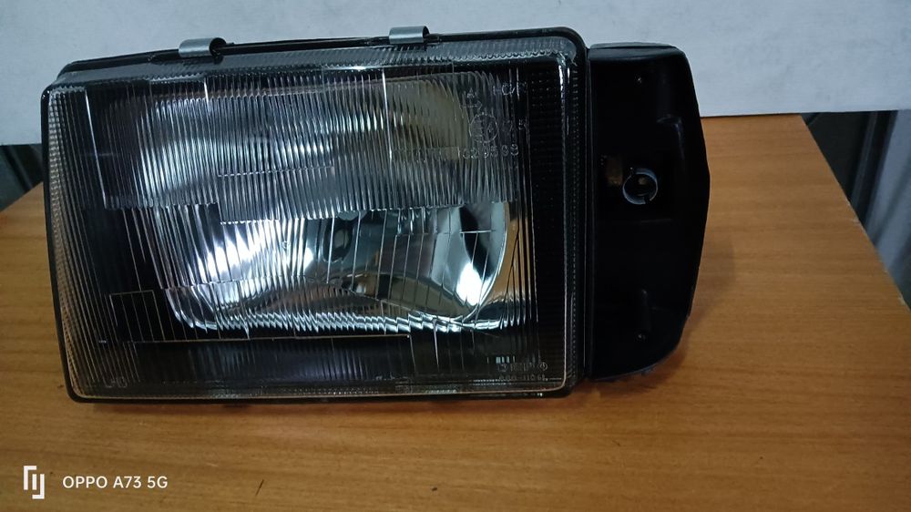 Farol Lancia prisma ótica 1982 esquerda