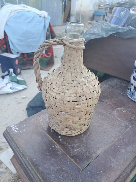 Garrafao vidro forrado