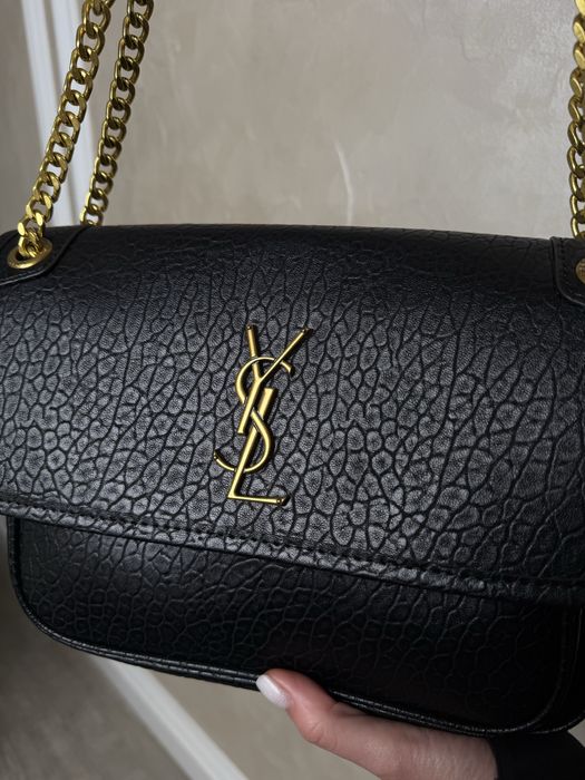 Сумка YSL Yves Saint Laurent Niki in Grained Lambskin бежева, чорна