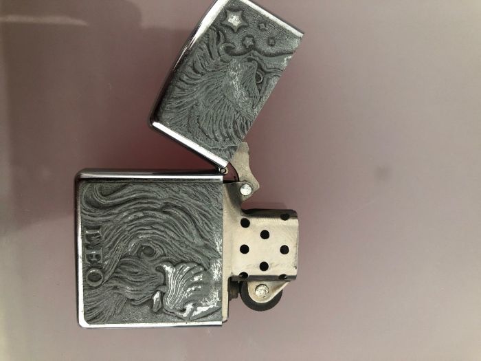 ZIPPO Vintage Barrett Smythe Isqueiro Leo (inclui envio)