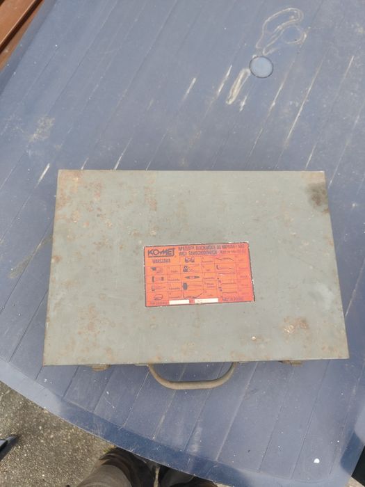 Komet narzędzia blacharskie