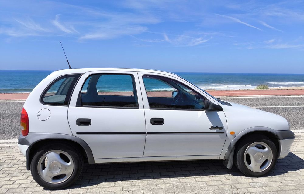 Opel Corsa B 1.2 Swing (1997) – 1 Dono – Estado de Coleção (Sempre em Garagem) foto 2
