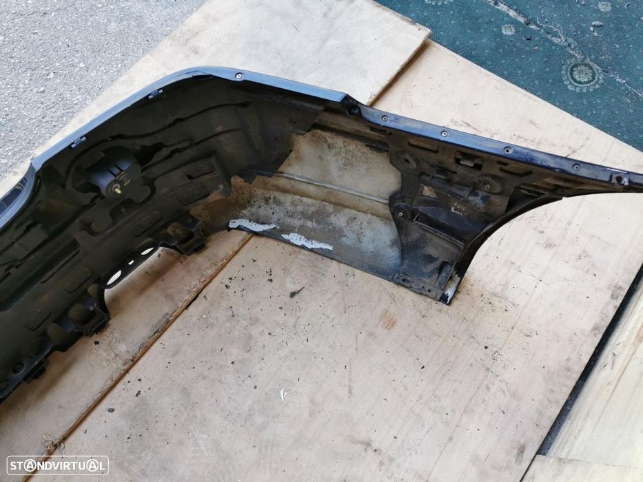 Para-choques trás Mercedes W203  C220 cdi CARRO COM SENSORES.