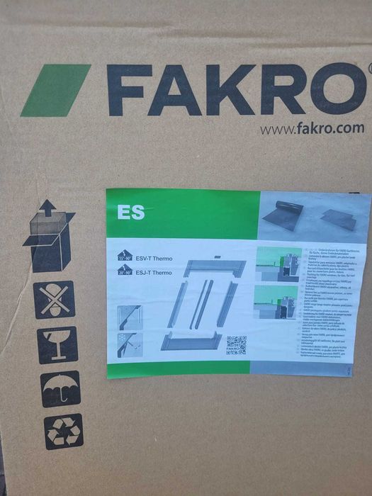 Kołnierze Fakro do okien dachowych