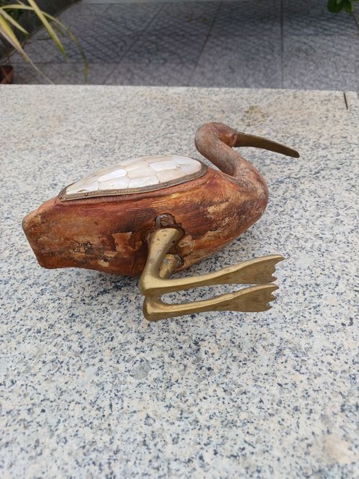 Escultura de pássaro
