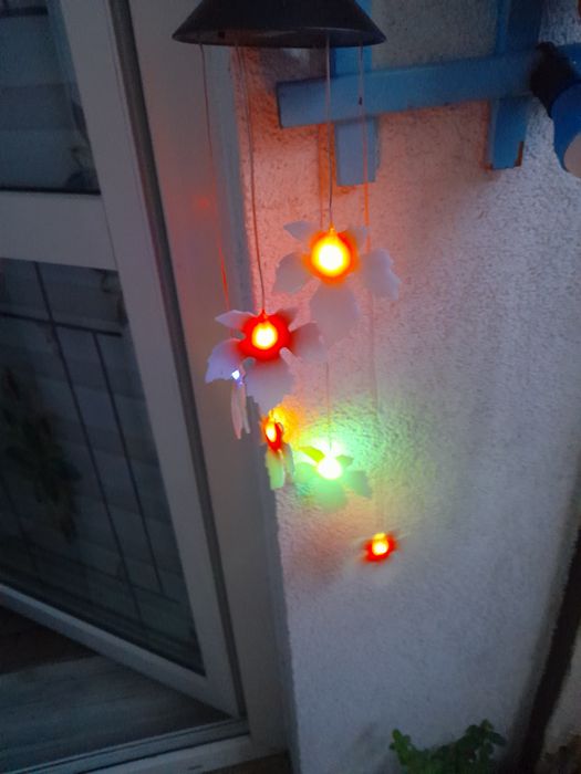 Ozdoba świetlna solarna