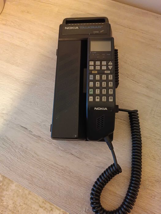 Telefon Nokia kolekcjonerska