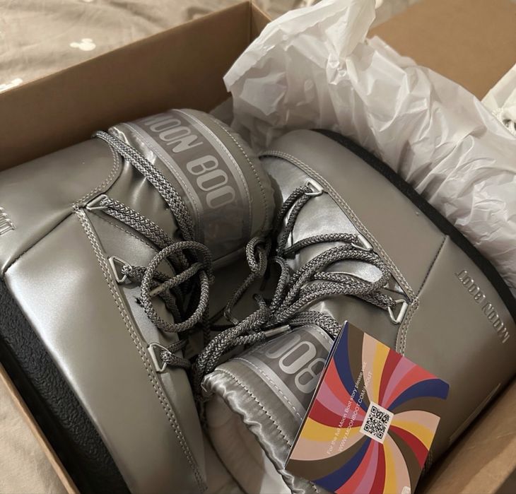 Moon boot icon low glance srebrne 39-41