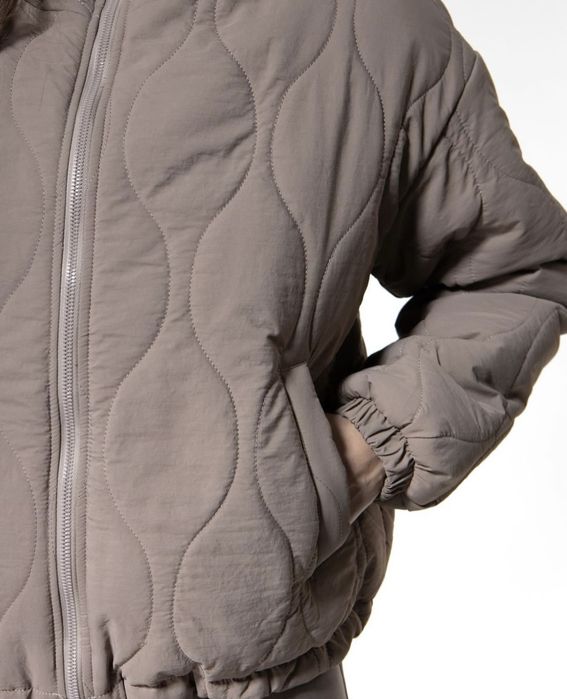 Куртка з капюшоном