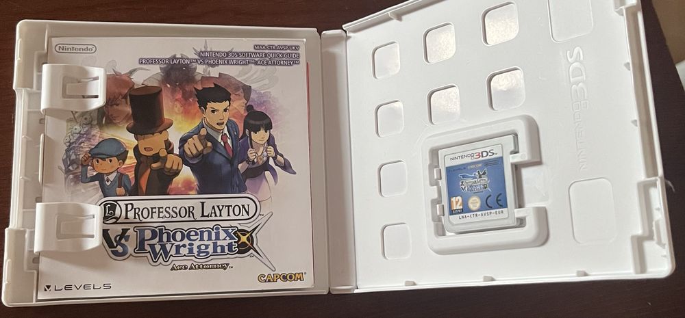 Professor Layton vs Phoenix Wright: Ace Attorney