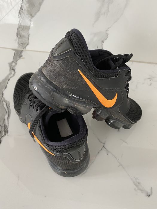 Buty Nike r. 37-38