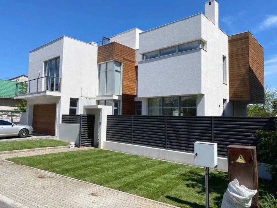 LUXURY VILLA с бассейном Рядом море Совиньон 1 Видео! Большой выбор!