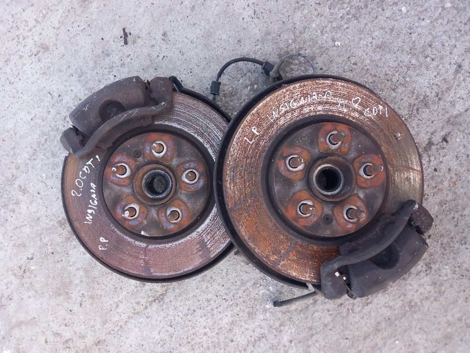 Zwrotnica opel insignia a