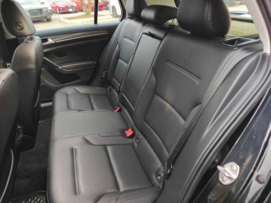 Volkswagen e-Golf SEL Premium      2019