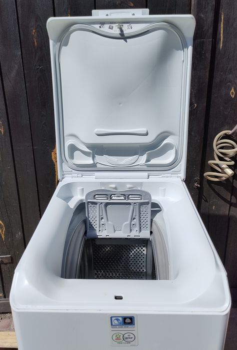 Pralka Electrolux górny wsad 6kg
