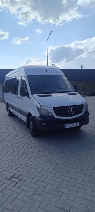 Mercedes Sprinter 319