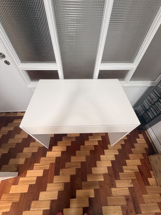 Mesa escritório IKEA