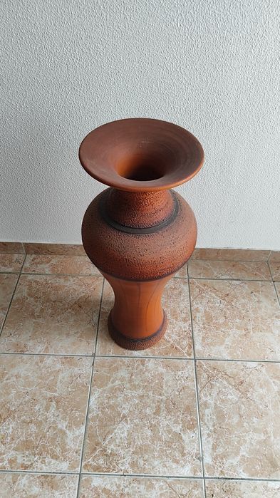 Jarrão em barro 73 cm altura