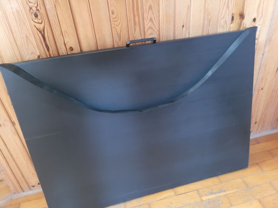 Teczka na rysunki z paskiem z rączką B1