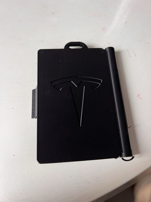 Холдер чехол ключ карты Tesla