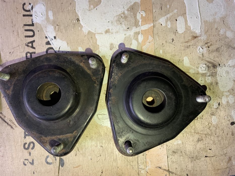 Амартизаторы стойки Лансер 9