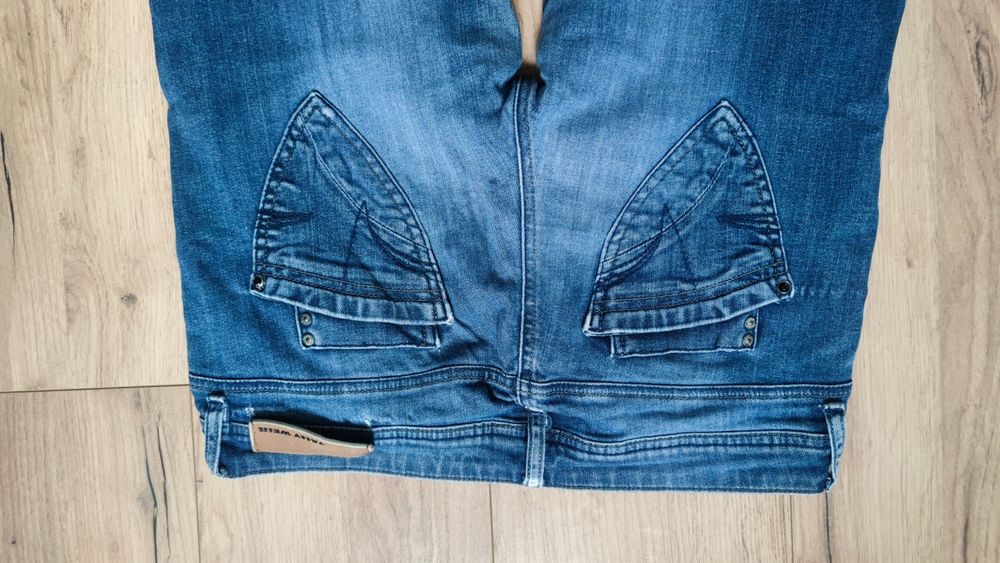 Spodnie jeansowe Tally Weijl Rozmiar L