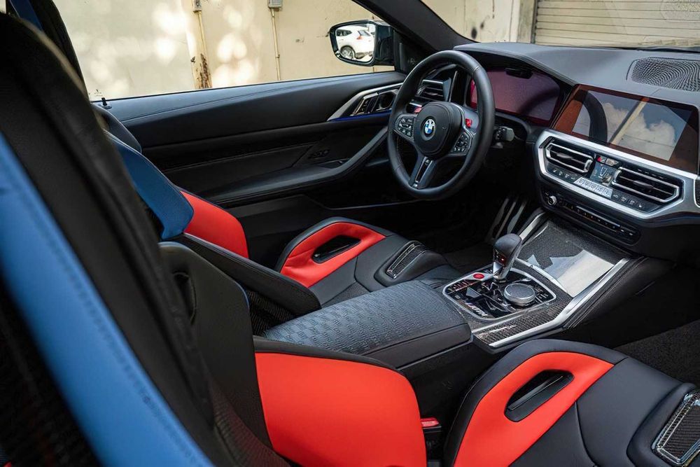BMW M4 Competition      2022