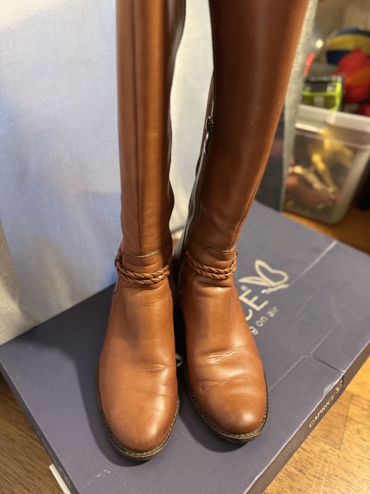 Oryginalne skórzane kozaki Caprice