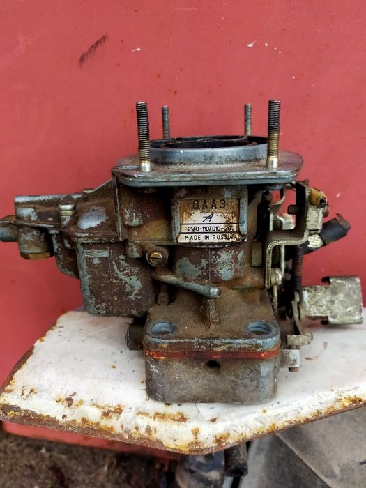 Продам карбюратор москвич 2140 700 гр