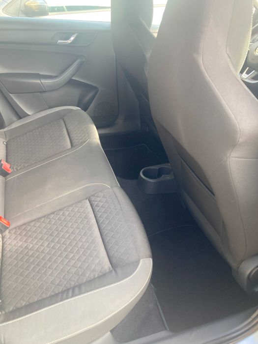 Skoda Rapid 1.6 TDI | Impecável | 162500 km | Revisão Feita