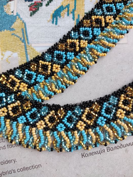 Силянка жовто блакитна з орнаментом на зав'язках