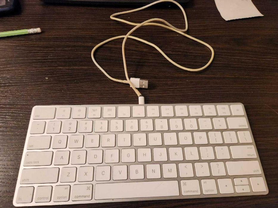 Клавіатура Apple A1644 та Magic Mouse A1296