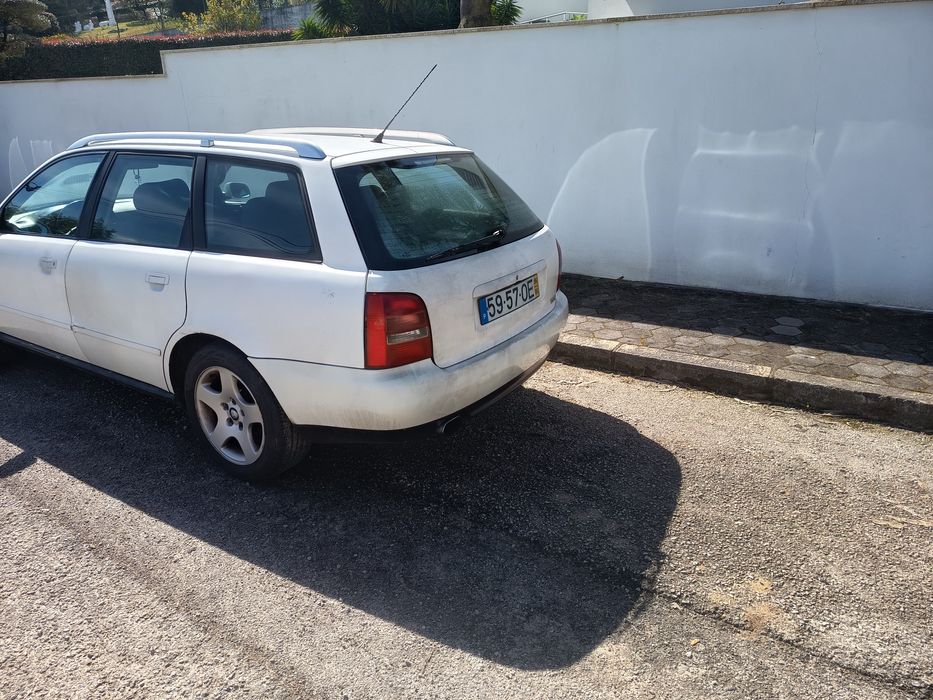 Audi a 4 B5 110 motor e caixa em muito bom estado