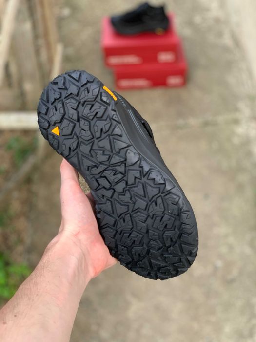 Теплі чоловічі кросівки Humtto 371081A3 All Black (41-46) — водостійкі, фліс, осінь-зима | Хумтто