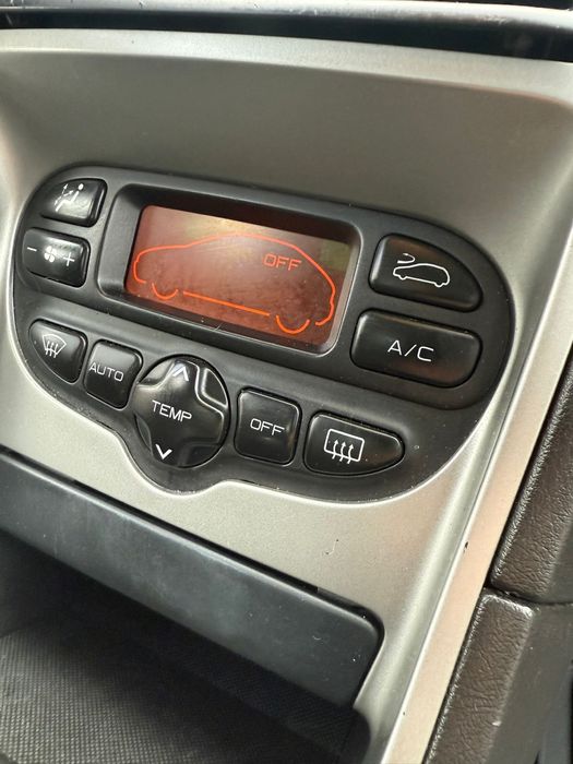 Venda de automovel Peugeot 307 /1400 Diesel , 5 portas , 5lugares.